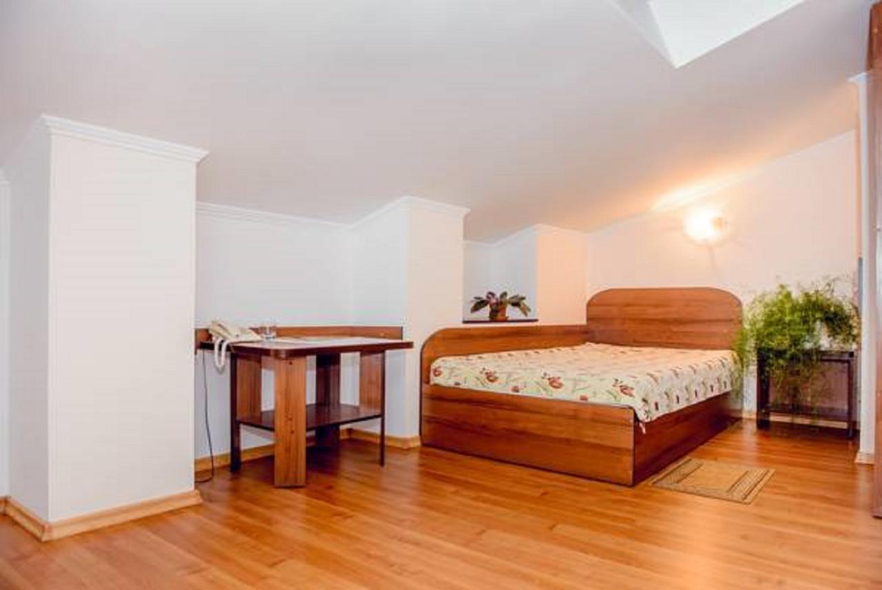 Hotel Vivat Provincia Takhtaulove Pokój zdjęcie